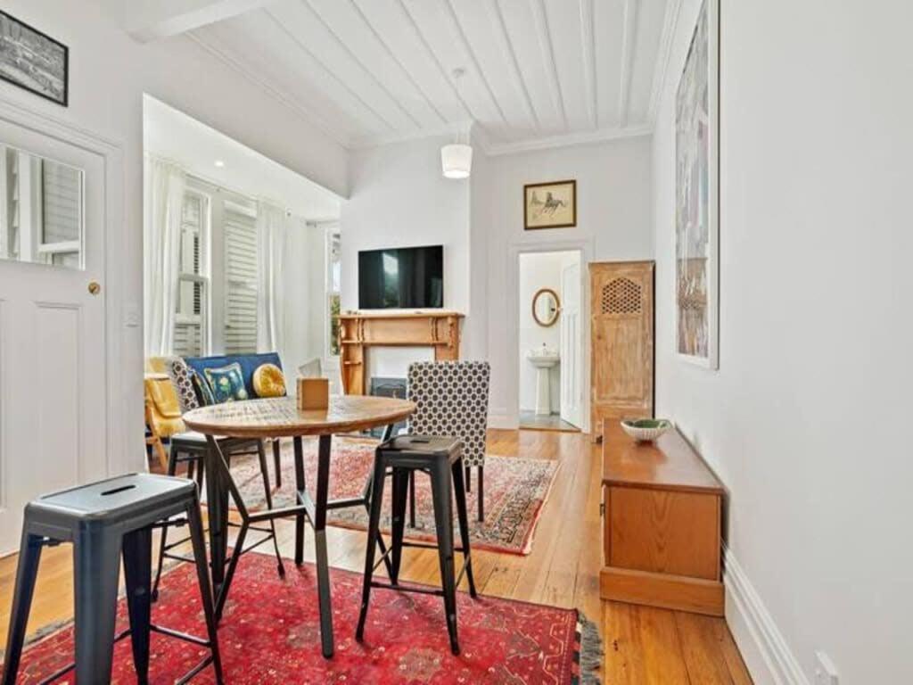 Cheerful 1 Bedroom Home With Free Parking オークランド エクステリア 写真