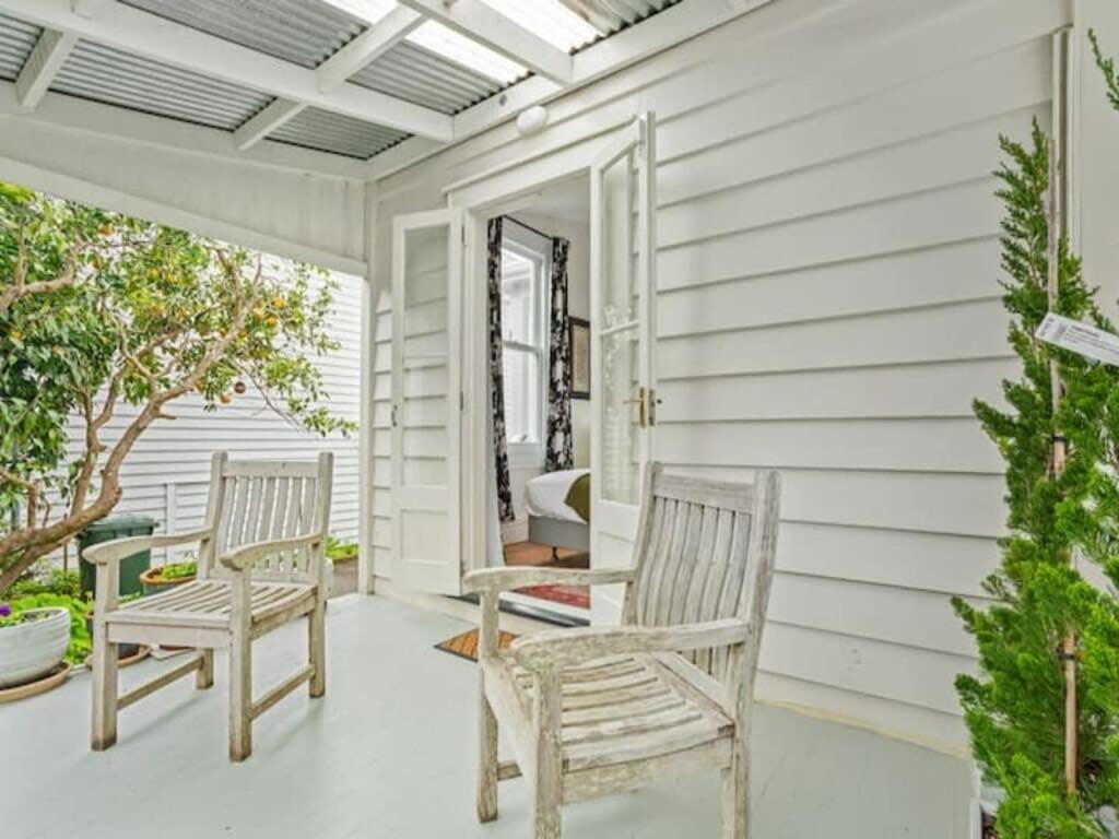 Cheerful 1 Bedroom Home With Free Parking オークランド エクステリア 写真